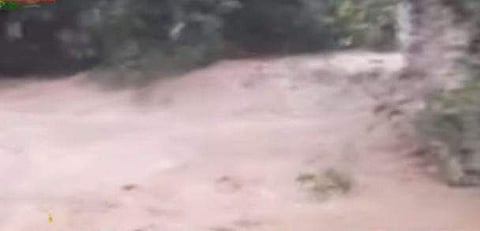 വിതുരയില്‍ കാര്‍ ഒലിച്ചുപോയ പ്രദേശം