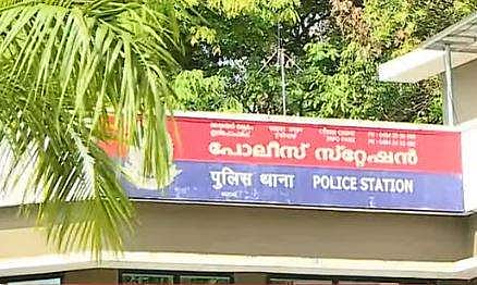 ഇന്‍ഫോപാര്‍ക്ക് പൊലീസ് സ്റ്റേഷന്‍, സ്‌ക്രീന്‍ഷോട്ട്‌