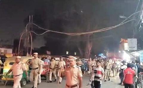 രാത്രിയില്‍ ഡല്‍ഹി പൊലീസ് പരിശോധന ശക്തമാക്കിയപ്പോള്‍
