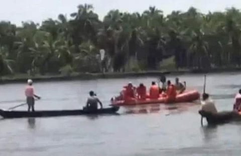 രക്ഷാപ്രവര്‍ത്തനം/വീഡിയോ സ്‌ക്രീന്‍ഷോട്ട്