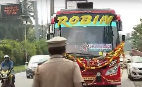 റോബിന്‍ ബസ/ ഫയല്‍ ചിത്രം