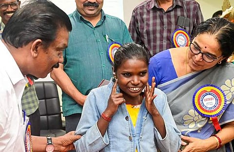 മന്ത്രി ഫെയ്‌സ്ബുക്കില്‍ പങ്കുവെച്ച ചിത്രം
