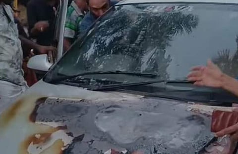 കാര്‍ കത്തിയ നിലയില്‍/ ടെലിവിഷന്‍ ദൃശ്യം