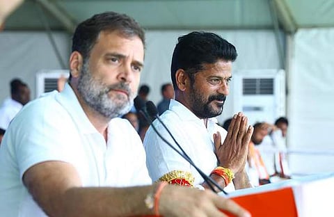രേവന്ത് റെഡ്ഡി രാഹുൽ​ഗാന്ധിക്കൊപ്പം/ ഫെയ്സ്ബുക്ക്