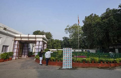 പാര്‍ട്ടിക്കു തിരിച്ചടി നേരിട്ട തെരഞ്ഞെടുപ്പു ഫലം വന്നതിനു പിന്നാലെ ആളൊഴിഞ്ഞ എഐസിസി ആസ്ഥാനം/പിടിഐ