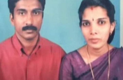 കൊല്ലപ്പെട്ട ഷോജി ഭർത്താവ് ഷാജിക്കൊപ്പം/ ടിവി ദൃശ്യം