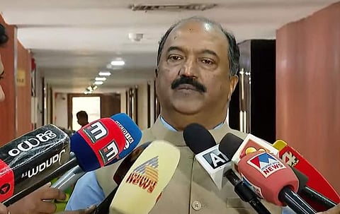 കെ എന്‍ ബാലഗോപാല്‍ മാധ്യമങ്ങളോട്‌