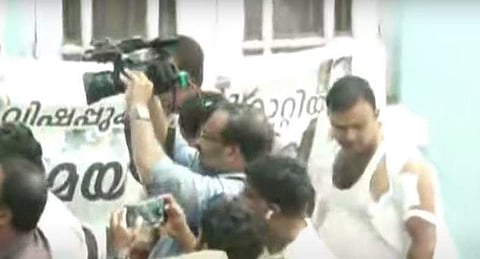 കൊച്ചി കോര്‍പ്പറേഷനിലെ സംഘര്‍ഷം/ ടെലിവിഷന്‍ ചിത്രം