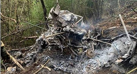 അപകടത്തില്‍ തകര്‍ന്ന ഹെലികോപ്റ്റര്‍/ട്വിറ്റര്‍
