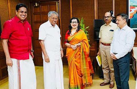 എഎന്‍ ഷംസീര്‍ സാമൂഹികമാധ്യമത്തില്‍ പങ്കുവച്ച ഫോട്ടോ