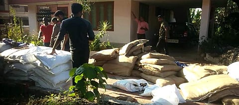 പിടിച്ചെടുത്ത പുകയിലെ ഉത്പ്പന്നങ്ങള്‍