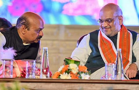 മുഖ്യമന്ത്രി ബസവരാജ ബൊമ്മെ അമിത് ഷാക്കൊപ്പം/ ഫയല്‍