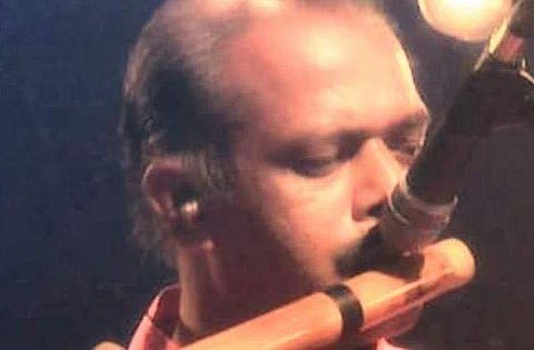 ഗായിക അമൃത സുരേഷിന്റെ പിതാവ് പിആര്‍ സുരേഷ്