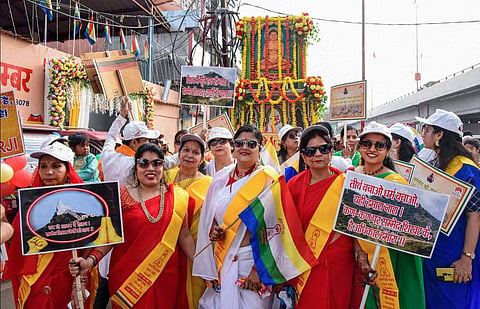 മഹാവീർ ജയന്തിയുടെ ഭാ​ഗമായി ജൈന സമുദായം പട്നയിൽ നടത്തിയ ഘോഷ യാത്ര/ പിടിഐ