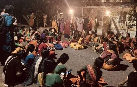 കലാക്ഷേത്രയില്‍ നടന്ന സമരം/ട്വിറ്റര്‍
