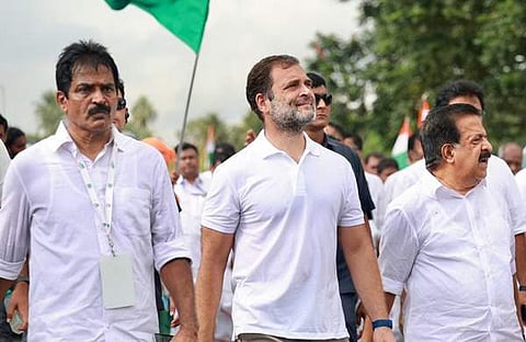 ചെന്നിത്തലയും വേണുഗോപാലും രാഹുല്‍ഗാന്ധിക്കൊപ്പം/ ഫയല്‍