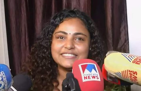 വിന്‍സി അലോഷ്യസ്, സ്ക്രീൻഷോട്ട്