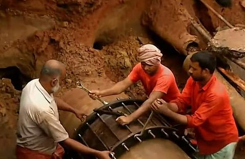 പൈപ്പ് ലൈനില്‍ അറ്റകുറ്റപ്പണികള്‍ നടക്കുമ്പോള്‍, സ്‌ക്രീന്‍ഷോട്ട്‌
