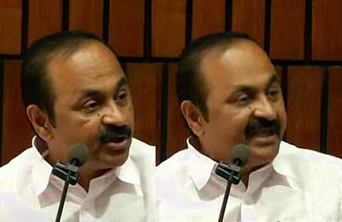 വിഡി സതീശന്‍ മാധ്യമങ്ങളോടു സംസാരിക്കുന്നു/ടിവി ദൃശ്യം