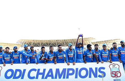 ഏകദിന പരമ്പര സ്വന്തമാക്കിയ ഇന്ത്യന്‍ ടീം, image credit: BCCI