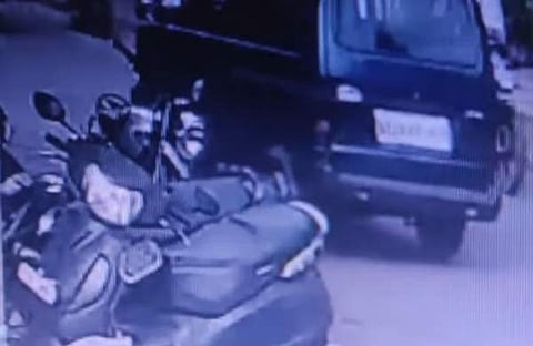 സിസിടിവിയില്‍ പതിഞ്ഞ കാറിന്റെ ദൃശ്യം