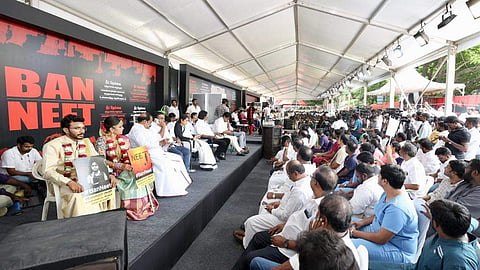 മന്ത്രിമാരുടെ നിരാഹാര സമരം/ട്വിറ്റര്‍