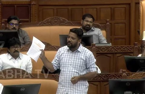 ഷാഫി പറമ്പില്‍ അടിയന്തരപ്രമേയം അവതരിപ്പിക്കുന്നു