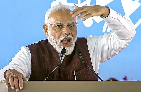 നരേന്ദ്രമോദി തെരഞ്ഞെടുപ്പ് റാലിയില്‍ സംസാരിക്കുന്നു/ പിടിഐ