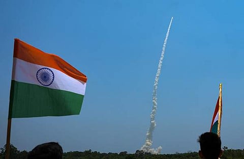 ആദിത്യ ശ്രീഹരിക്കോട്ടയിലെ വിക്ഷേപണത്തറയില്‍നിന്നു കുതിക്കുന്നു/പിടിഐ