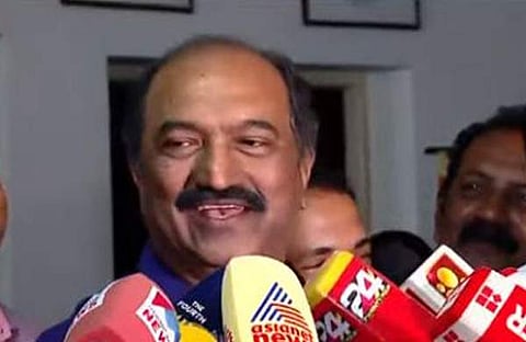 മന്ത്രി കെഎന്‍ ബാലഗോപാല്‍ മാധ്യമങ്ങളോടു സംസാരിക്കുന്നു/ടിവി ദൃശ്യം
