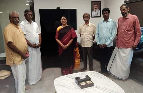 ആർഎസ്എസ് നേതാക്കൾക്കൊപ്പം ദുർ​ഗാ സ്റ്റാലിൻ/ പിടിഐ