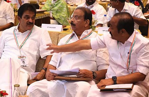 കെ സി വേണു​ഗോപാൽ, കെ സുധാകരൻ, വിഡി സതീശൻ എന്നിവർ/ ഫെയ്സ്ബുക്ക്