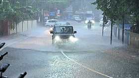 6 ജില്ലകളിൽ മഴ മുന്നറിയിപ്പ്: യെല്ലോ അലർട്ട്