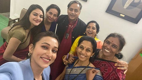 Shashi Tharoor and Women MP. 