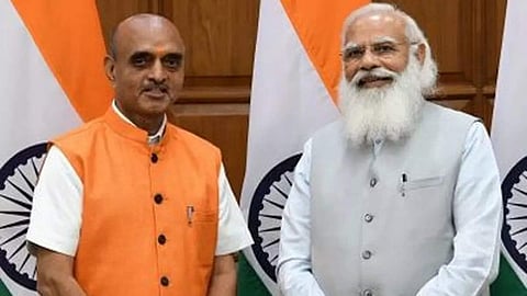 Bhagwat Karad and Narendra Modi 