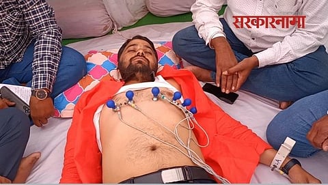 Ravikant Tupkar at Hospital