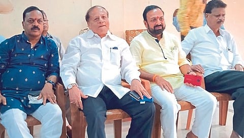 Sanjay Kadam-Suryakant Dalvi 