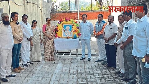 Congress office bearers at Gandhi Jayanti programme