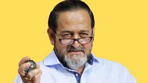 Mahesh Manjrekar Latest News, High court gives relief to Mahesh Manjarekar