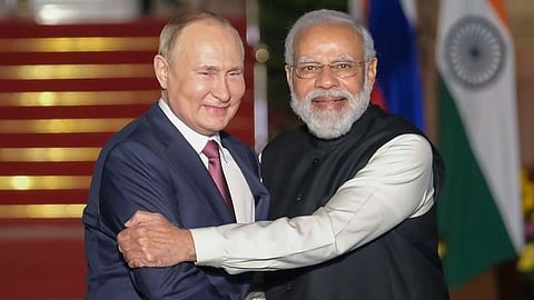 Vladimir Putin and Narendra Modi 