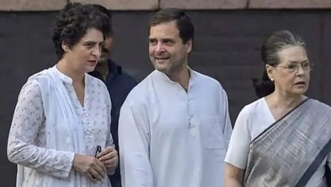 
गांधी कुटुंबीयांचा राजीनामा खरा की खोटा? आज कोअर कमिटीची बैठक