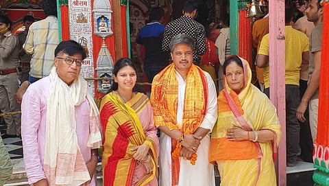 Rohit Pawar's family visit to Ayodhya