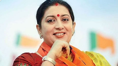 Union Minister Smriti Irani Latest Marathi News, Smriti Irani | Goa | Congress | BJP 