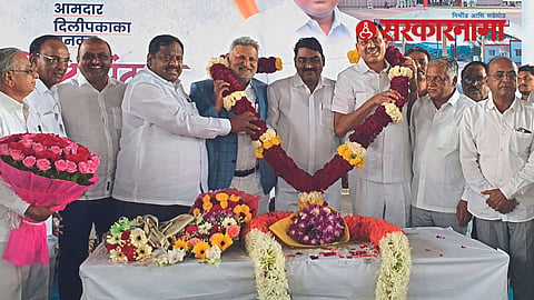 MLA Deelip Bankar Greetings by leadres.