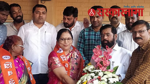 Vaishali Dani with CM Eknath Shinde