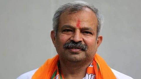 Aadesh Gupta)