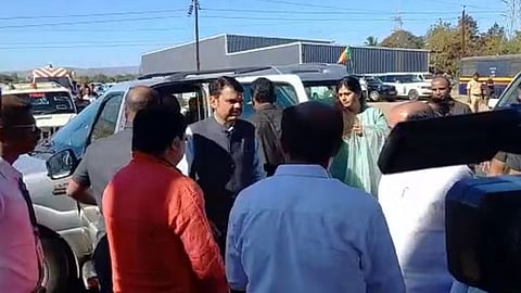 
Pankaja Munde, Devendra Fadnavis News