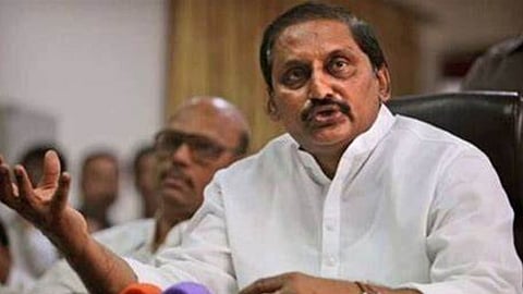  Kiran Kumar Reddy resigns from Congress 