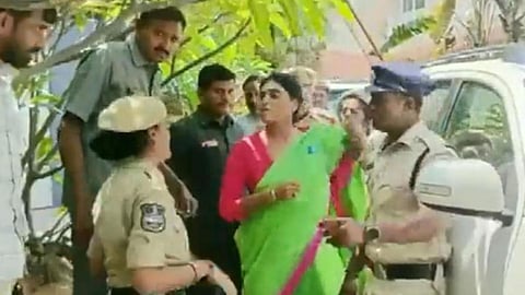 YS Sharmila Slapped Policemen 