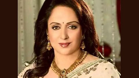  Hema Malini  